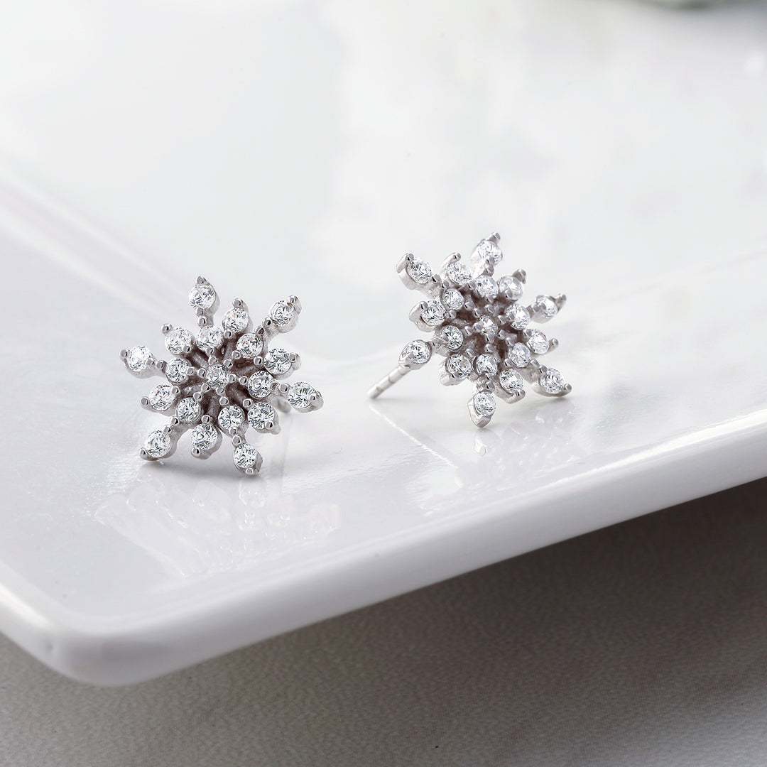925 Sterling Silver Snowflake Pave stud, Snowflake Studs Earrings, Snowflake Jewelry, Winter Jewelry, CZ Snowflake Studs, Dainty Earrings