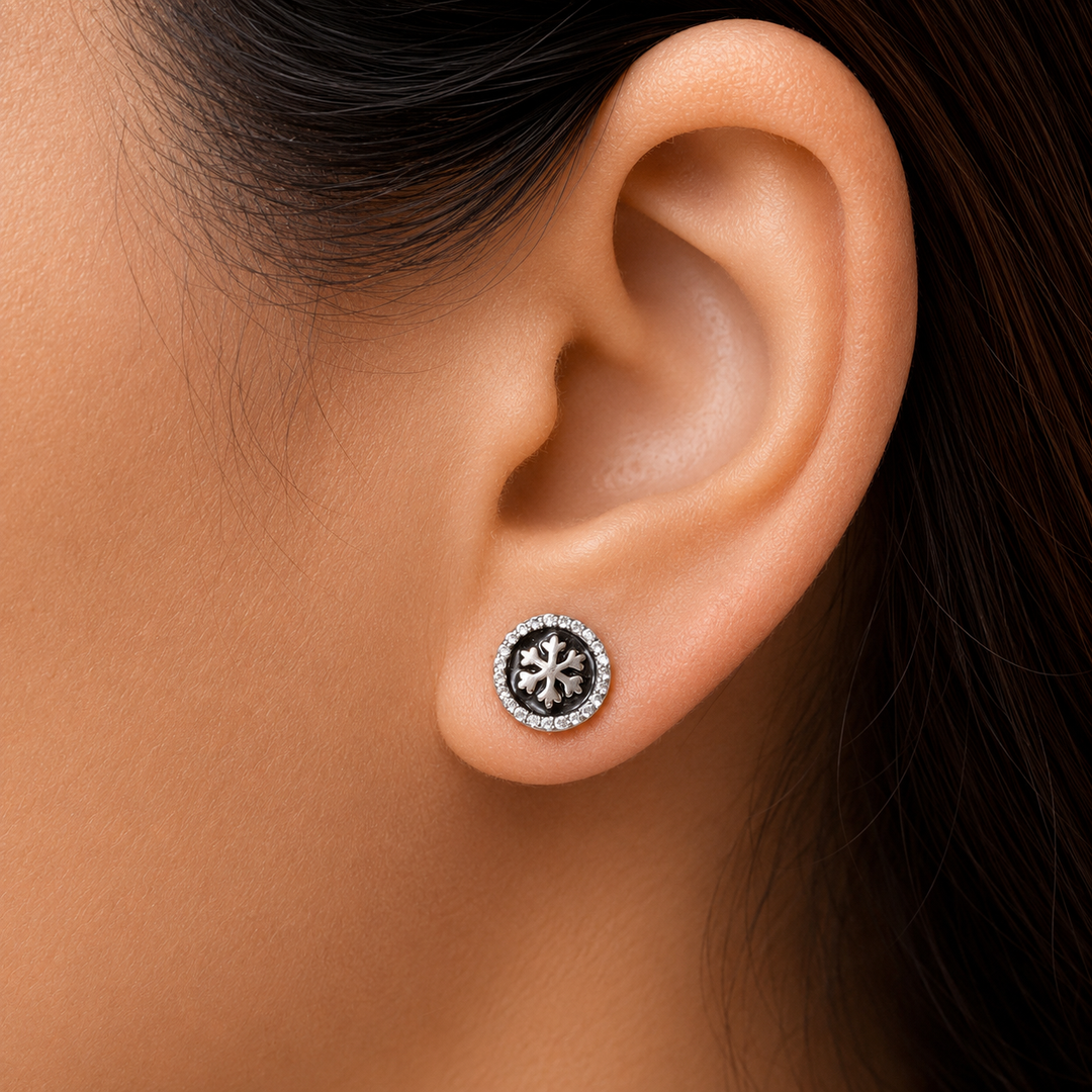 925 Sterling Silver Snowflake Cz Stud Earrings, Snowflake Studs Earrings, Snowflake Jewelry, Winter Jewelry, CZ Snowflake Studs, Dainty Earrings, Sister Gift, Mother gift, Small Studs