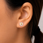 Load image into Gallery viewer, 925 Sterling Silver Flower Earrings, Daisy Studs, Flower Studs Earring, Flower Studs, Flower Studs For Gift, Daisy Flower Stud Earrings