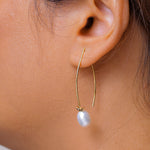 Load image into Gallery viewer, 925 Sterling Silver 18k Gold Plated White Pearl Earring, Pearl Dangles, White Pearl Drops, Long Pearl Earrings, Sterling Silver, Gold Plated Silver Pearl Earrings
