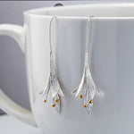 Load image into Gallery viewer, 925 Sterling Silver Lily Dangle  Earrings, Silver Lily Earrings, Hypoallergenic Dangle Earrings, Silver Earrings, Flower Dangle Earrings, Floral Jewelry, Classic Earrings

