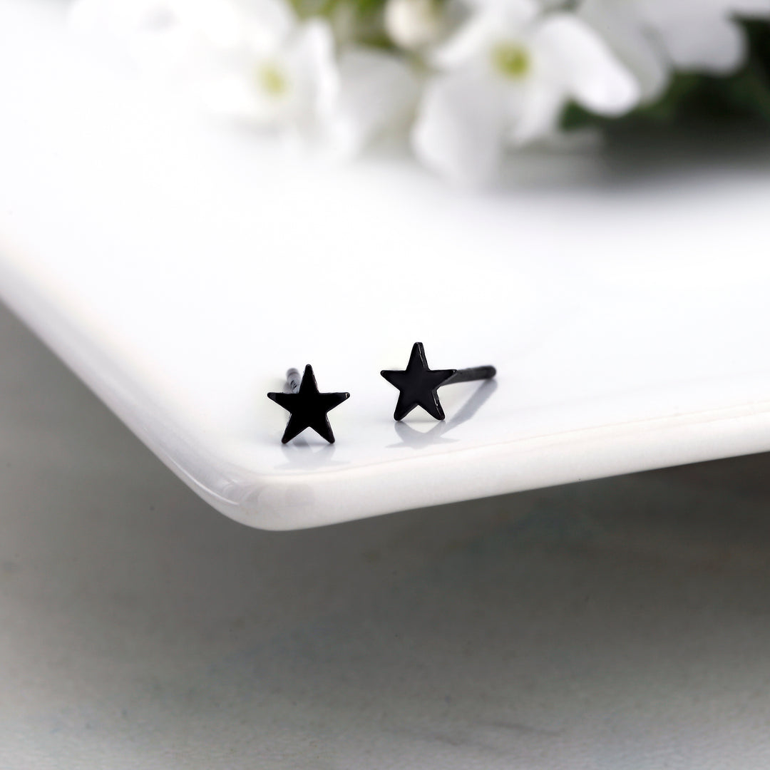 925 Sterling Silver Black Star Cartilage Studs, Silver Celestial Studs, Star Stud Earrings, Cartilage Studs, Black Rhodium Plated Star Studs, Hypoallergenic Stud Earrings