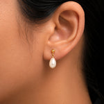 Load image into Gallery viewer, 925 Sterling Silver Pearl Drop Stud Earrings, Gold Pleated Pearl Earrings, Fresh Water Pearl Drop Earrings, Pearl Drop Earrings, Friction Back Dangle Earrings, Hypoallergenic Earrings