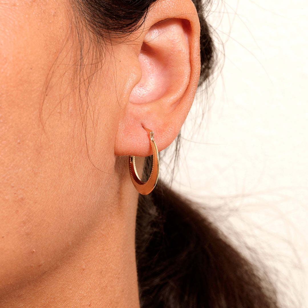 14K Yellow Gold Graduated Hoop Earrings