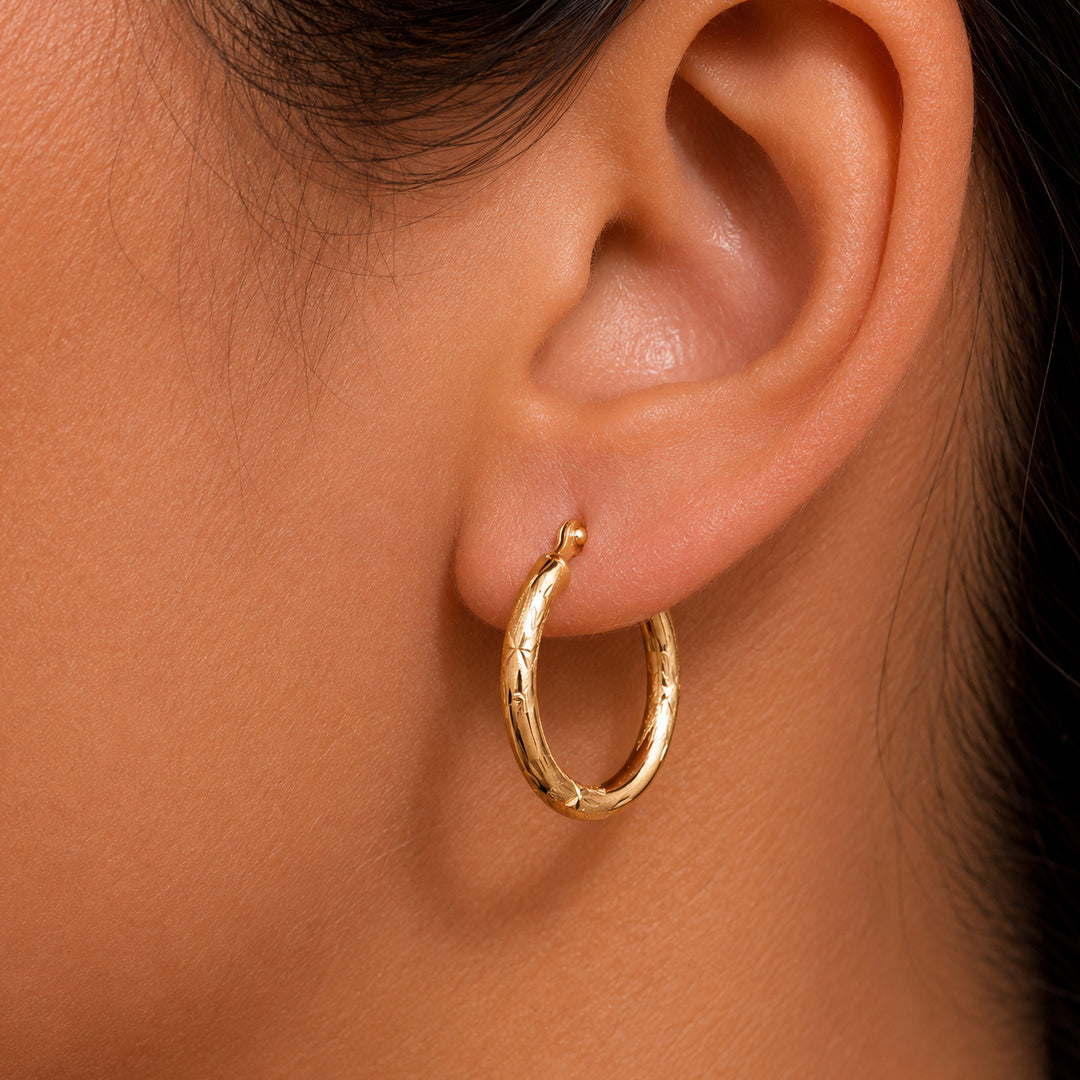 14K Yellow Gold 15mm Textured Tube Hoop Earrings,  Circle Hoop, Round Hoop Earrings, Textured Gold Hoop Earrings, Hinged Clasp Hoop Earrings