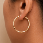 Load image into Gallery viewer, 14K Yellow Gold 30mm Textured Tube Hoop Earrings, Circle Hoop, Round Hoop Earrings, Textured Gold Hoop Earrings, Hinged Clasp Hoop Earrings