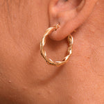 Load image into Gallery viewer, 14K Solid Yellow Gold  25mm Twisted Hoop Earrings, Circle Twisted Hoop Earrings, Gold Twisted Hoop Earrings, Hinged Clasp Hoop Earrings, Gold Hoop Earrings, Round Twisted Hoop Earrings
