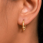 Load image into Gallery viewer, 14K Solid Yellow Gold  15mm Twisted Hoop Earrings, Circle Twisted Hoop Earrings, Gold Twisted Hoop Earrings, Hinged Clasp Hoop Earrings, Gold Hoop Earrings, Round Twisted Hoop Earrings