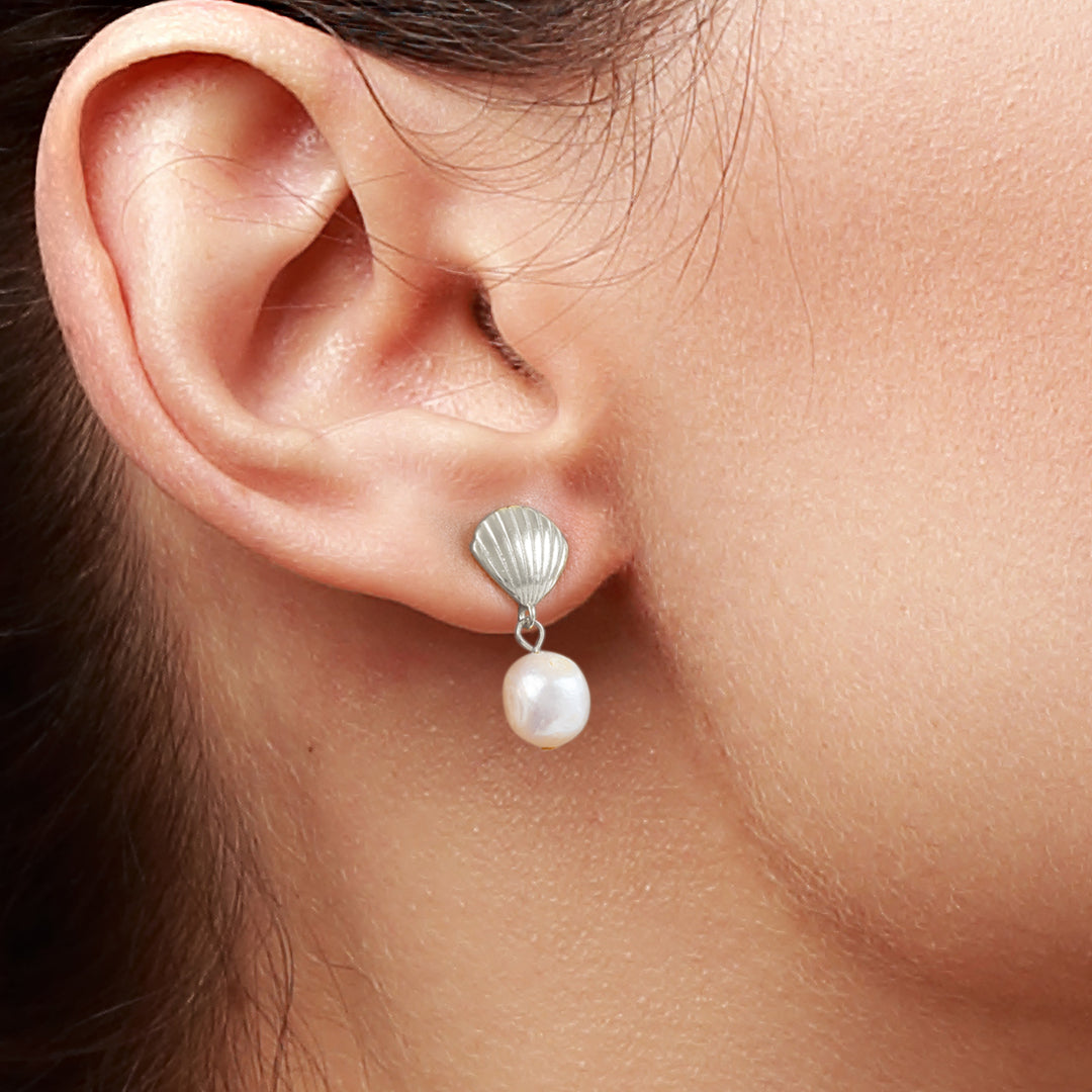 925 Sterling Silver With 14k Gold Plated Scallop Pearl Dangle Earrings, Scallop Dangle For Women, Summer Pearl Dangle Earrings